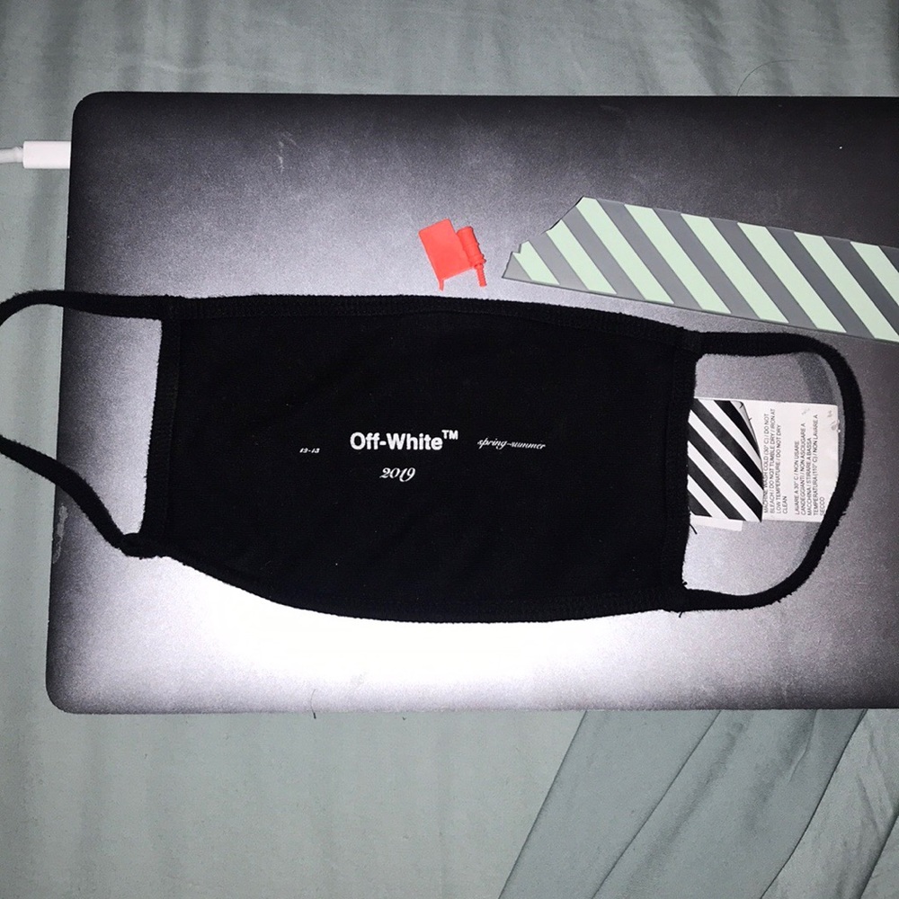 Off-White Facemask